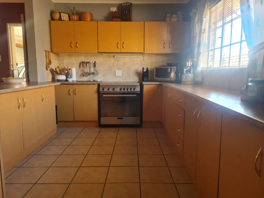 2 Bedroom Property for Sale in Meiringspark Ext 5 North West